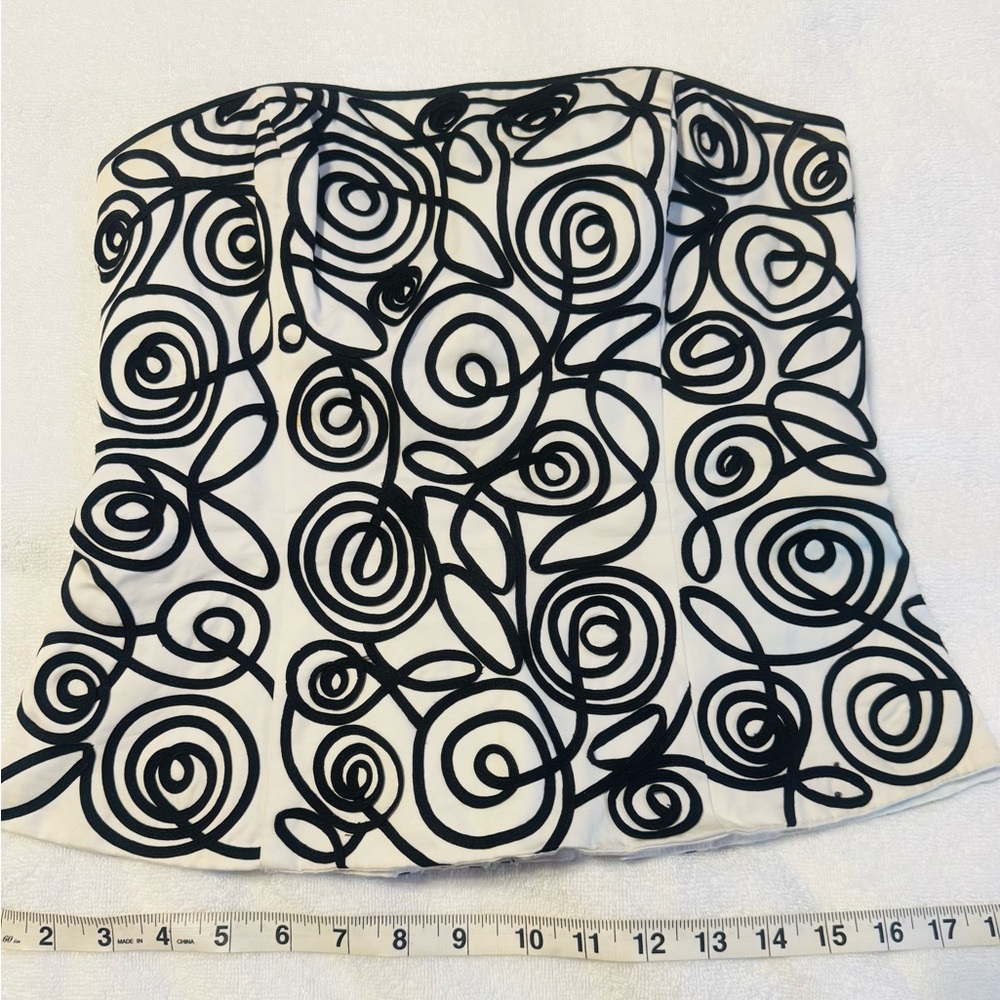 White House Black Market Black and White Strapless Print Top